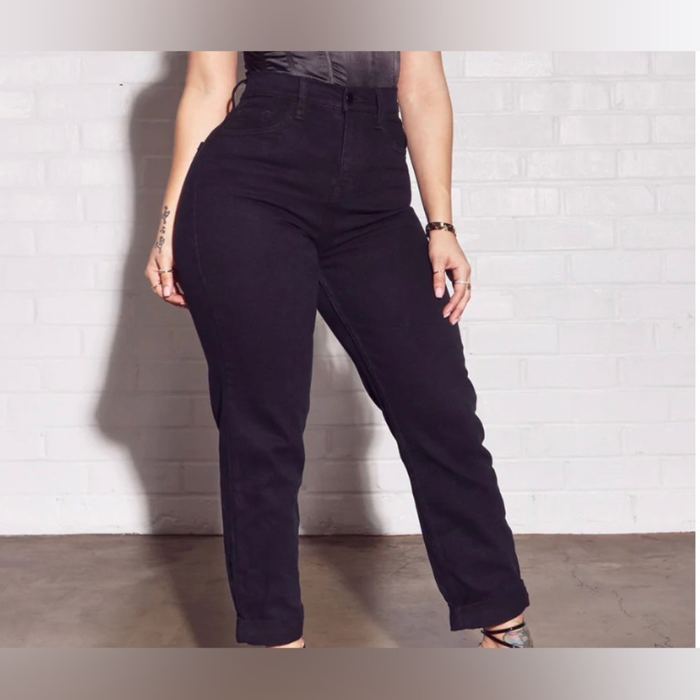 FASHIONNOVA Denim - Picture 4 of 5